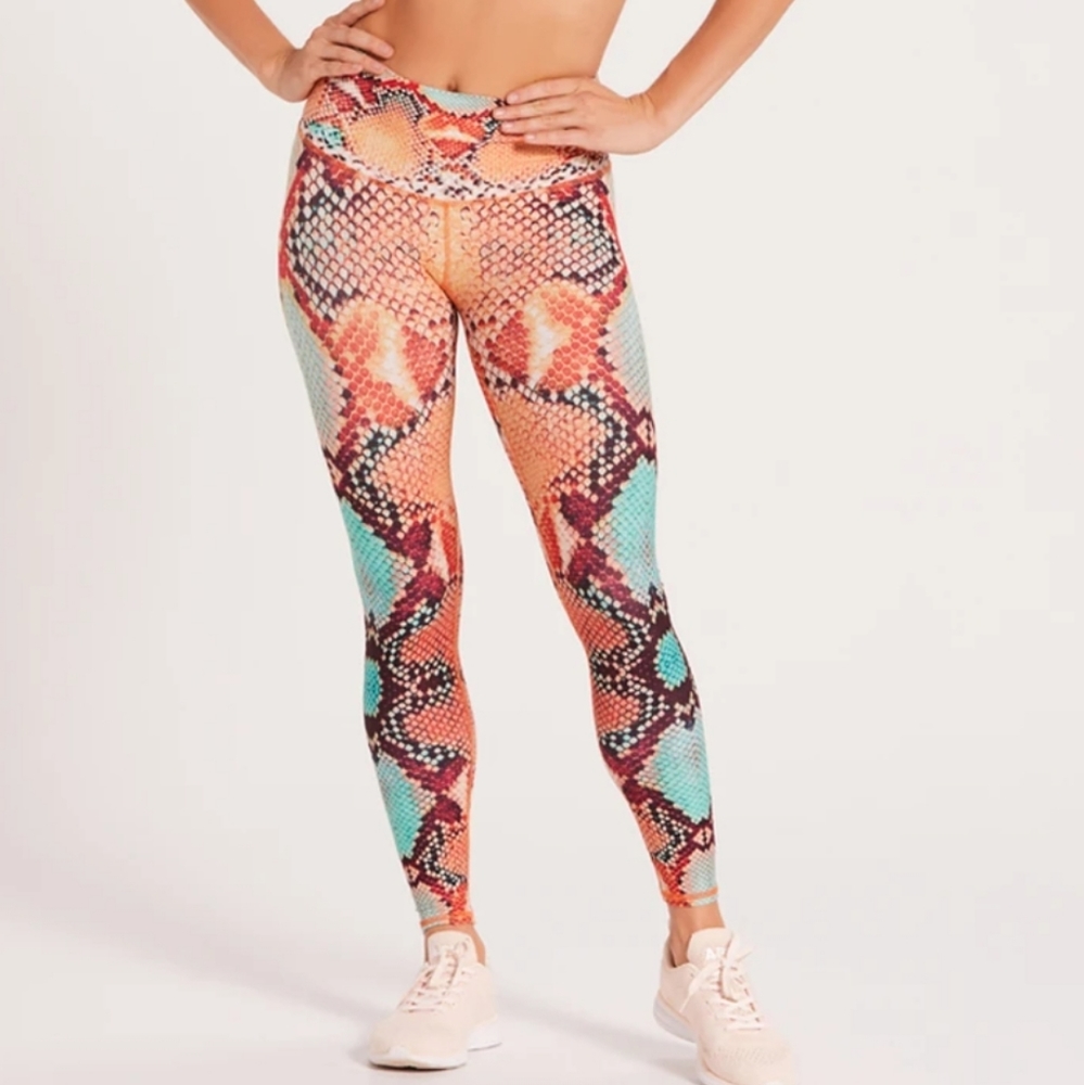 Niyama Sol Anaconda Leggings size M RARE!!